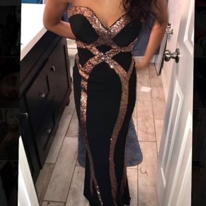 Strapless prom gown/dress
